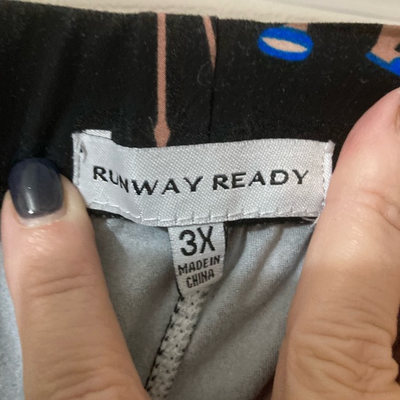 Christmas Leggings - Picture 3 of 3